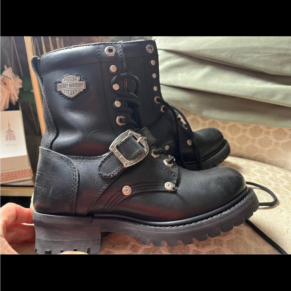 Harley-Davidson Black Leather Ankle Boots with Buckle